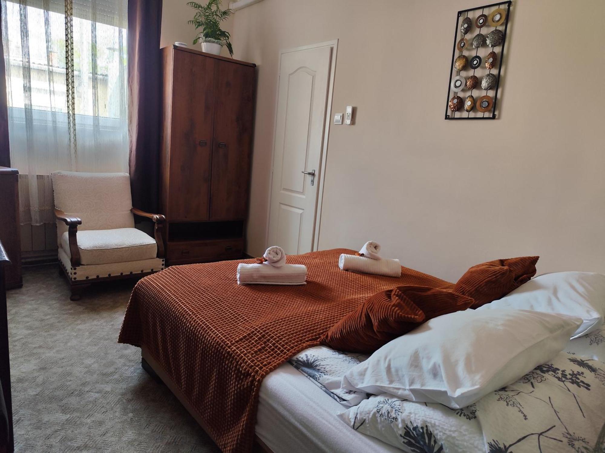 Bazilika Vendeghaz Otel Eğri Dış mekan fotoğraf