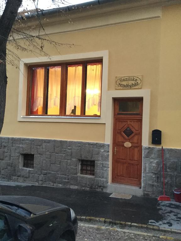 Bazilika Vendeghaz Otel Eğri Dış mekan fotoğraf